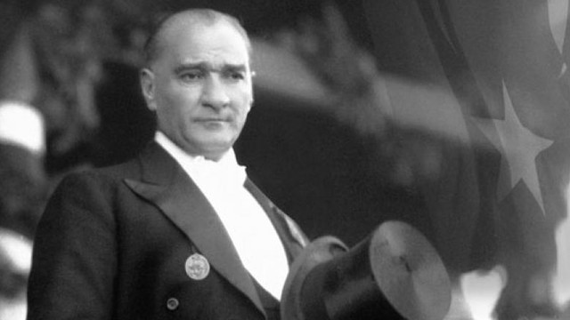 Mustafa Kemal Atatürk’ün Biyografisi Kısaca